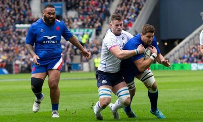 Six-try France thrash Scotland to take another step towards grand slam