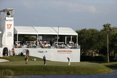 17th hole at Honda Classic might be closest thing to rowdy 16th at TPC Scottsdale