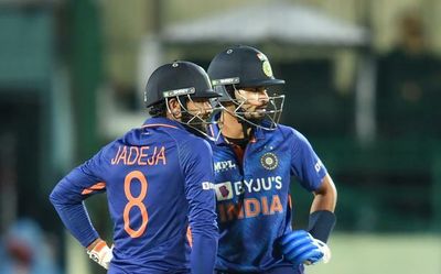 Ind vs SL, 2nd T20 | Shreyas, Jadeja make short work of stiff target as India seals series