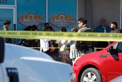 14 shot at Vegas hookah parlor; 1 dead and 2 critically hurt