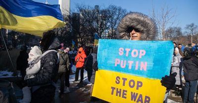 ‘I have to do something’ woman protesting Russian invasion of Ukraine says at Loop rally