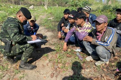 26 job seekers caught on western border for illegal entry
