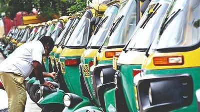 Bengaluru: Deadline looms, but only 20,000 auto meters calibrated with new fares