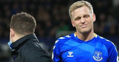 Frank Lampard offers Donny van de Beek hope and explains Everton substitution