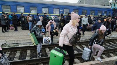 UN warns of refugee crisis that will 'test neighbouring countries' as Ukrainians flee Russian invasion