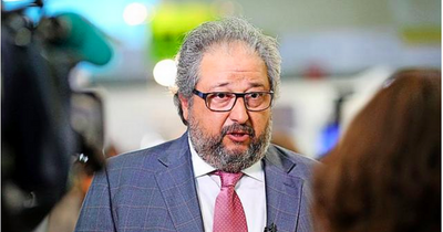 Russian billionaire who stays in Scottish castle calls Putin "modern-day Hitler"
