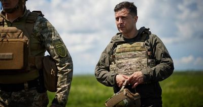 Ukrainian president becomes unlikely sex symbol as photos defending Kyiv emerge