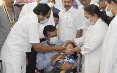 Minister launches pulse polio programme in Kanniyakumari