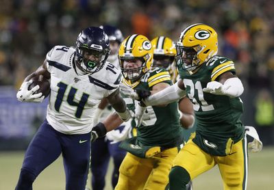 Should the Raiders consider trading pick No. 22 for Seahawks WR D.K. Metcalf?