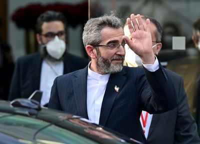 Iran's chief nuclear negotiator returns Sunday to Vienna