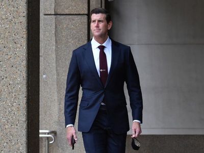 Roberts-Smith 'catapulted man off cliff'