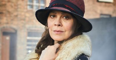 Peaky Blinders fans 'sobbing' at poignant farewell to Helen McRory's Aunt Polly