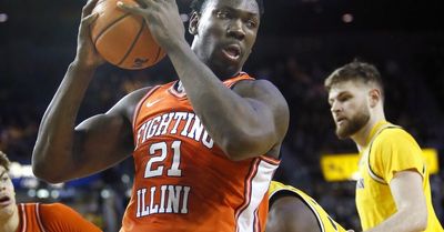 Kofi Cockburn, Alfonso Plummer help No. 15 Illinois beat Michigan