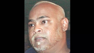 Former cricketer Vinod Kambli crashes into car in Mumbai, held for drunk driving