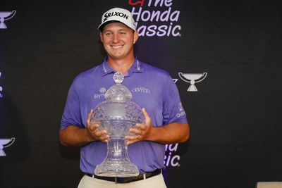 Former Georgia golfer Sepp Straka secures first win on PGA Tour at The Honda Classic