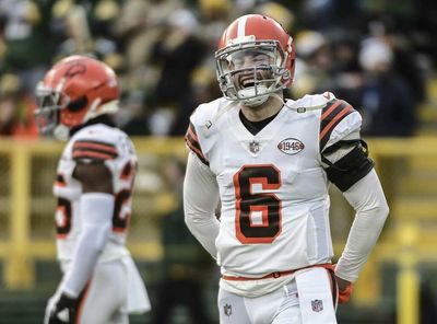 Report: Browns to Explore All Options at Quarterback for 2022