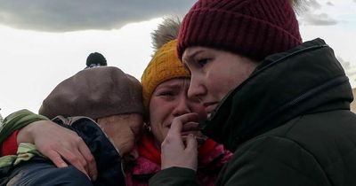 World news snapshot: Ukrainian refugees given free rail travel, New Zealand faces a long-Covid 'tsunami' and a tower block in San Francisco is sinking