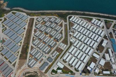 Virus-hit Hong Kong considering lockdown