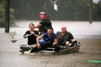 Queensland floods: Eight killed as heavy rain brings ‘life-threatening’ flooding to Brisbane and Gold Coast