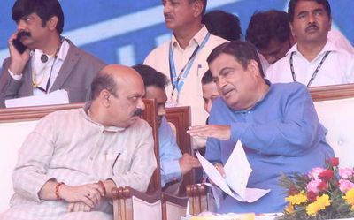 India will make roads of global standards: Union Minister
