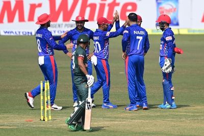 Gurbaz, Rashid shine in Afghanistan win over Bangladesh