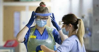 Government's 3% NHS pay rise offer 'will go down like a lead balloon' say unions