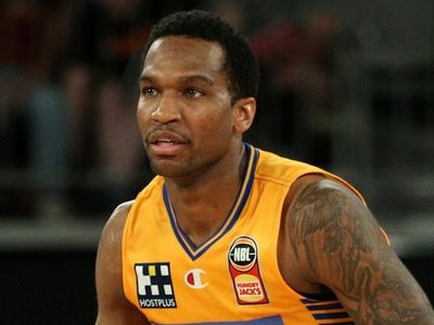 Tough Law helps Perth to NBL win