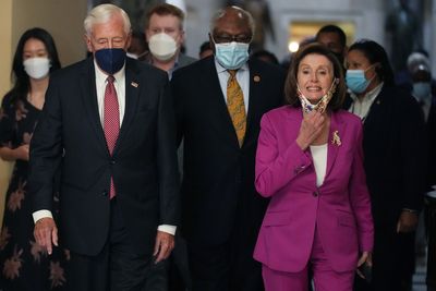 No longer on the State of the Union guest list: mandatory masks - Roll Call