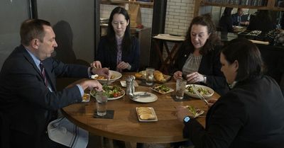 Shoppers, diners celebrate lifting of mask mandates