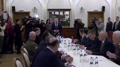 No breakthrough at Ukraine talks as Russian assault continues