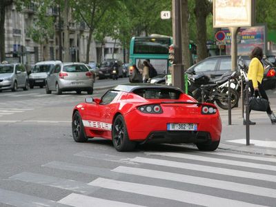 Tesla Roadster Makes History With $250K Sale: Here's The World's Most Expensive Tesla