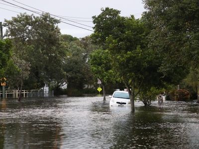 South Aust rescue team heads to NSW floods