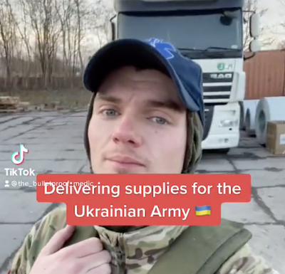 Canadian comedian flies to Ukrainian border to serve as combat medic