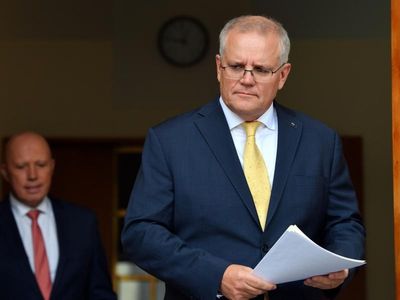 Do not travel to Ukraine, PM warns Aussies