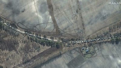 Massive Russian military convoy 60 kms long heads towards Kyiv