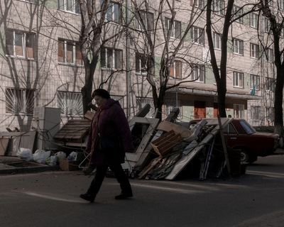 Russian forces laying siege to Kyiv and Kharkiv, says Ukrainian official