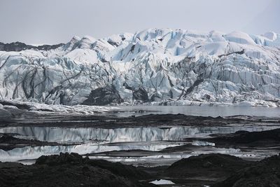 Alaska man found adrift after ice shoreline broke off with him on it