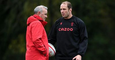 Alun Wyn Jones arrives in Wales camp in the wake of England defeat