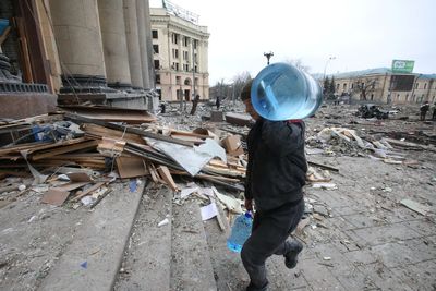UN scales up aid for Ukraine, appeals for $1.7 billion