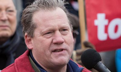 Tory MP Adam Holloway rebuked by No 10 over Ukraine trip