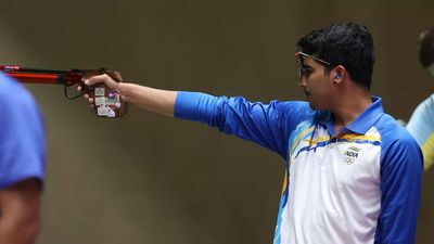 Saurabh Chaudhary wins 10m air pistol gold at Cairo World Cup; Esha Singh takes silver