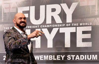 Fury accuses Whyte of showing 'white flag' after press conference no-show