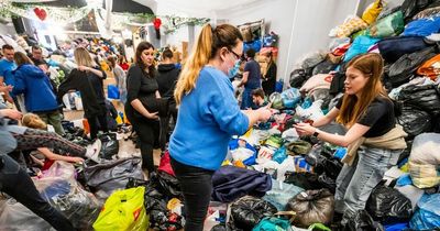 Volunteers across Britain collect food, clothes and first aid kits for Ukrainians