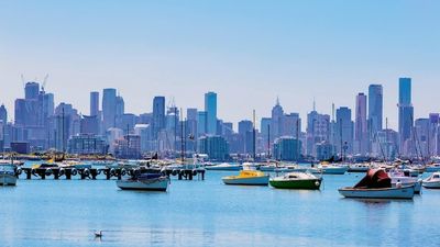 Victoria's latest COVID-19 data on deaths, cases, hospitalisations and vaccinations