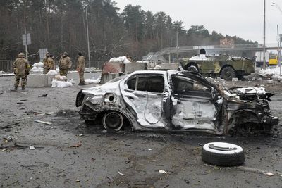 Biden ‘ready to respond directly’ in State of the Union if bombs are dropping in Ukraine as he speaks