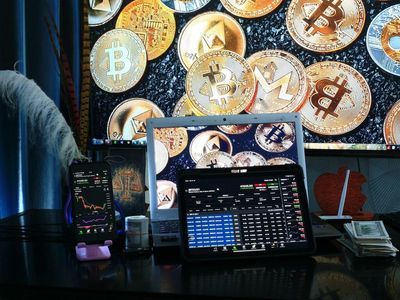 Bitcoin, Ethereum, Dogecoin Shoot Up, Decoupling From US Stocks — Are Sanctions, War Fueling The Rise Of Crypto?