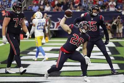 Nick Caserio says Texans will evaluate running back ‘as we go’