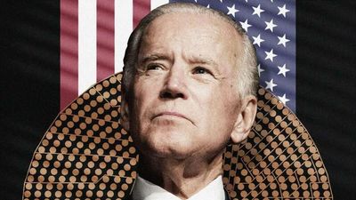 Biden Praises Ukrainian 'Iron Will', Refuses To Use Ukrainian Iron in Infrastructure Projects