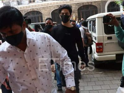 Aryan Khan drug case: NCB's SIT finds 'no evidence' to prove link to international drug syndicate; several irregularities noted in raid