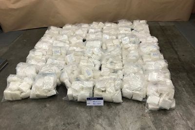 New Zealand police make huge meth bust at airport, arrest 6